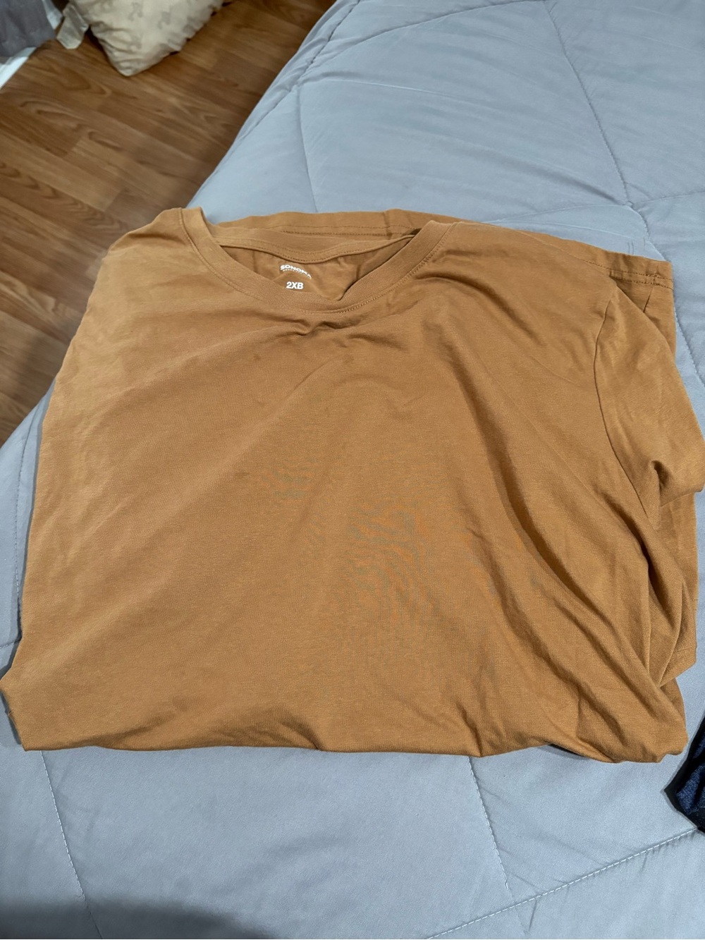 Sonoma Short Sleeve Crew Neck T-Shirt in Brown